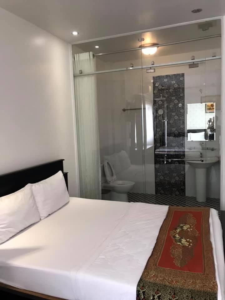 Long Xuyên Khach San Le Hang מראה חיצוני תמונה